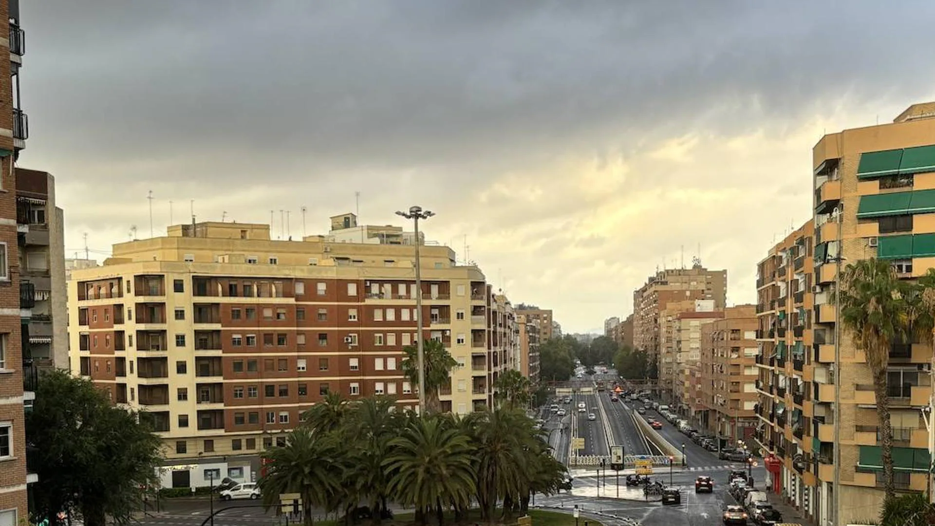 El Tiempo Hoy Y Mañana En Valencia, Alicante Y Castellón: Aviso ...